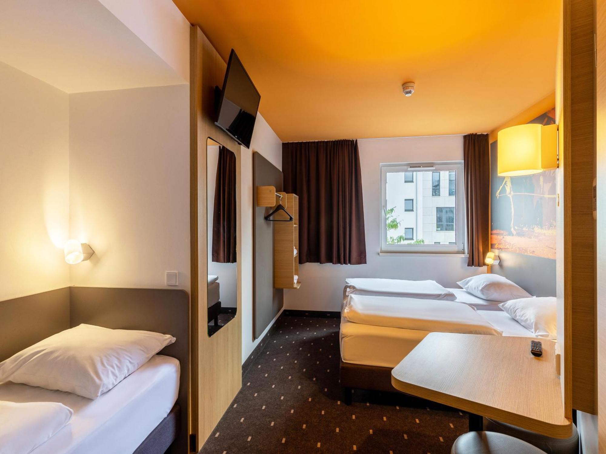 B&B Hotel Essen-City Exteriör bild