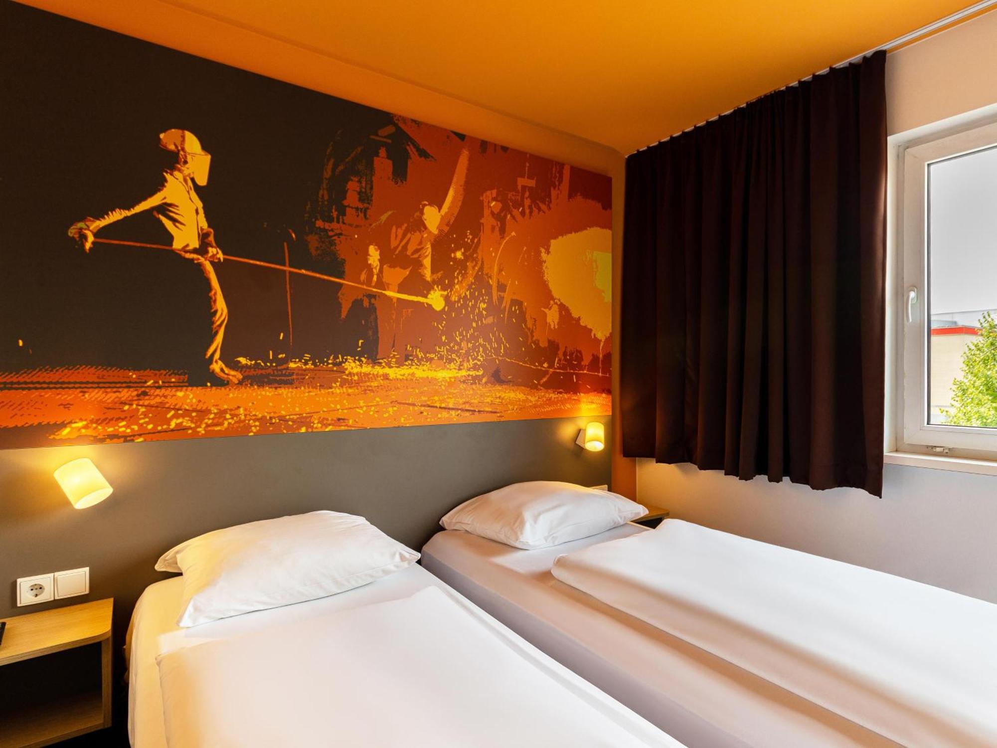 B&B Hotel Essen-City Exteriör bild