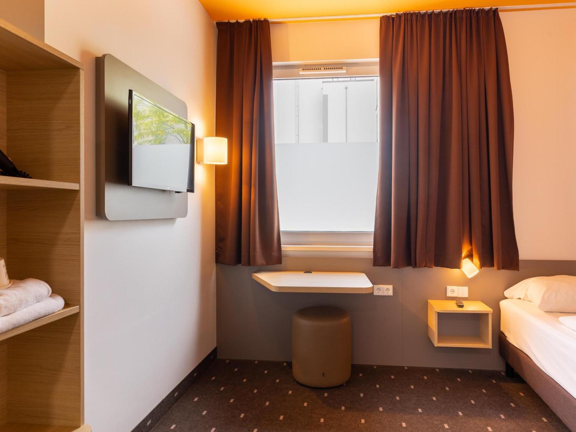 B&B Hotel Essen-City Exteriör bild