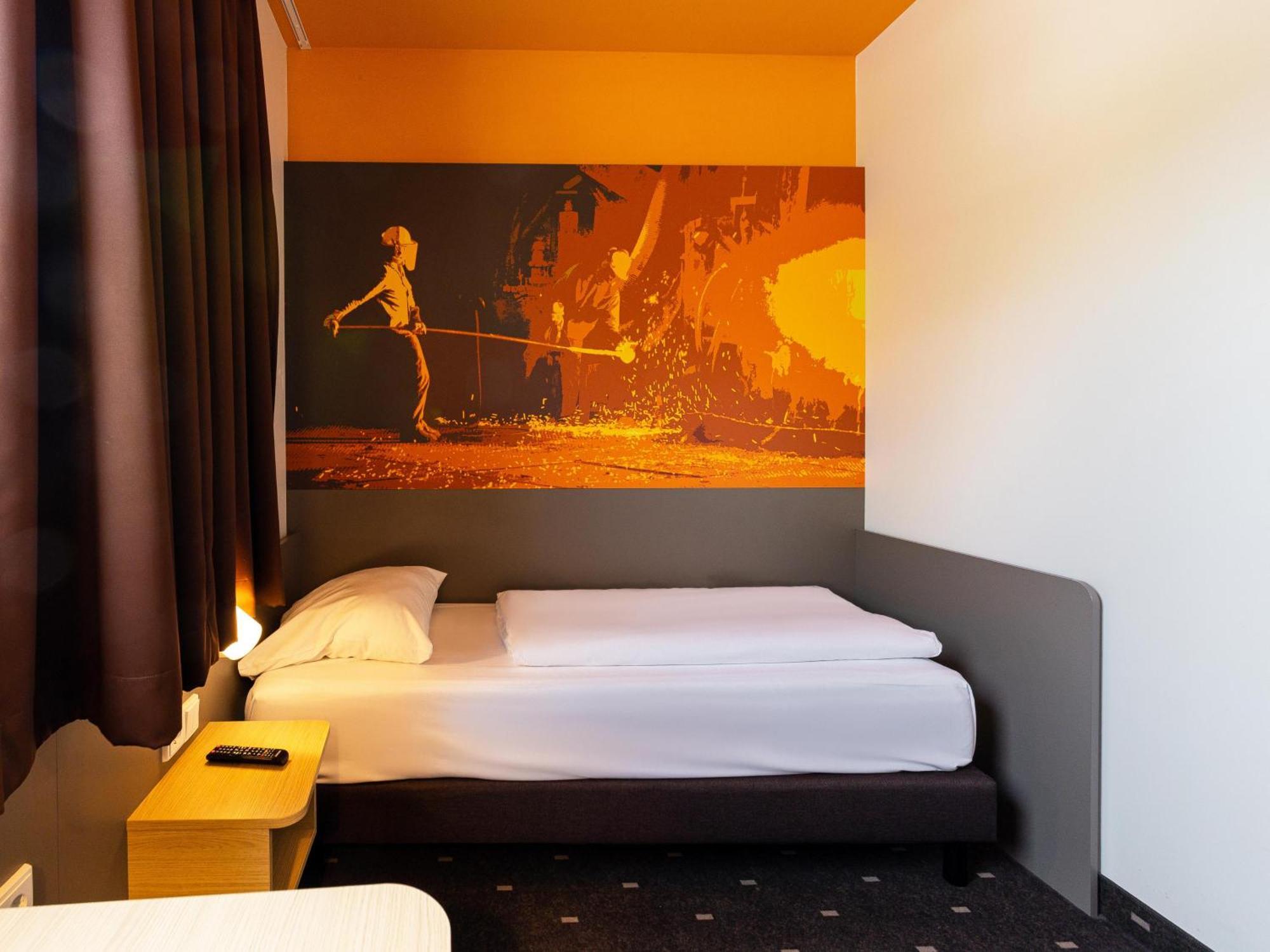 B&B Hotel Essen-City Exteriör bild